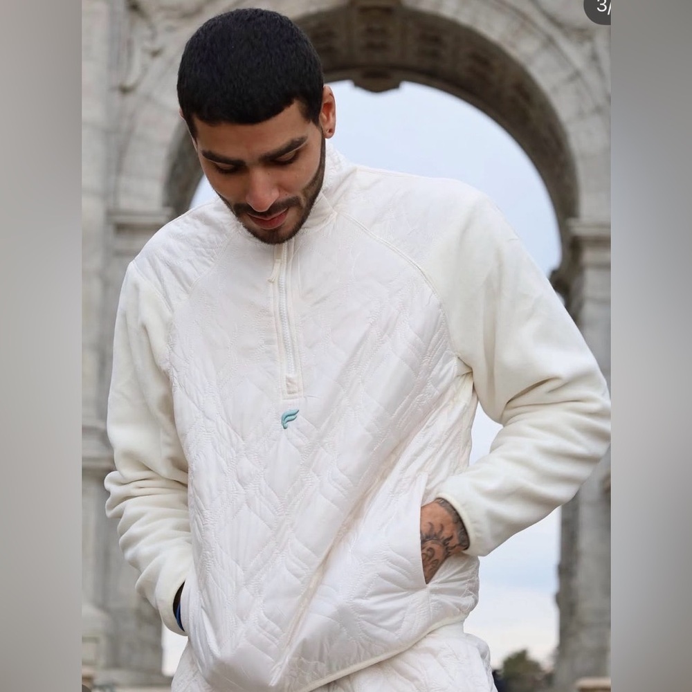 Fabletics Men's Quilted Lightweight Quarter zip Pullover Jacket in White Size M - Picture 2 of 7